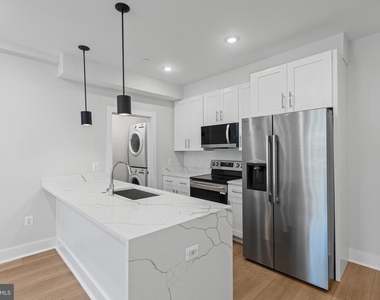2236 40th Street Nw - Photo Thumbnail 10
