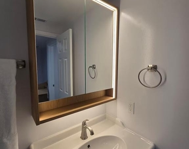 1331 Queen Street Ne - Photo Thumbnail 35