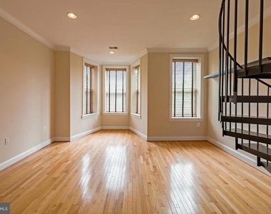 45 R Street Nw - Photo Thumbnail 15