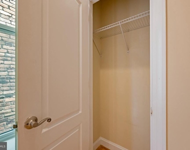 45 R Street Nw - Photo Thumbnail 21