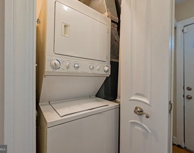 45 R Street Nw - Photo Thumbnail 10