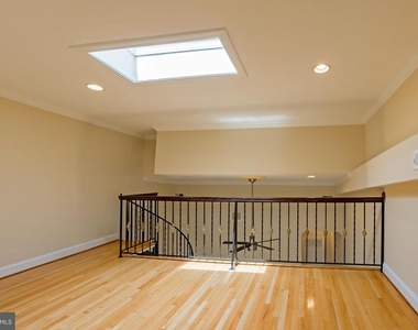 45 R Street Nw - Photo Thumbnail 19
