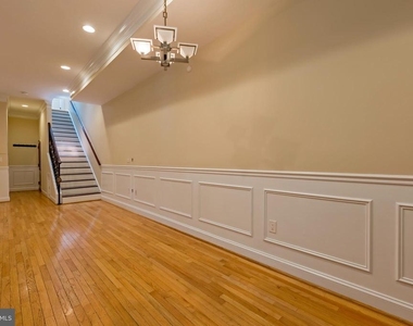 45 R Street Nw - Photo Thumbnail 8