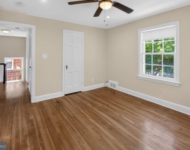 4712 Piney Branch Road Nw - Photo Thumbnail 10