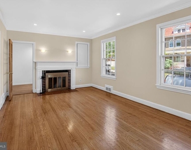 4712 Piney Branch Road Nw - Photo Thumbnail 4