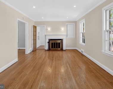 4712 Piney Branch Road Nw - Photo Thumbnail 3