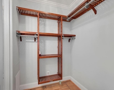 2141 I Street Nw - Photo Thumbnail 7