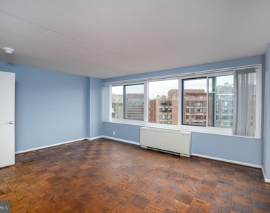 1330 New Hampshire Avenue Nw - Photo Thumbnail 2