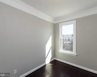 465 Luray Place Nw - Photo Thumbnail 8