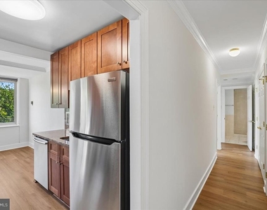 4000 Tunlaw Road Nw - Photo Thumbnail 11