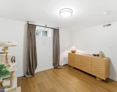 517 Lebaum Street Se - Photo Thumbnail 47