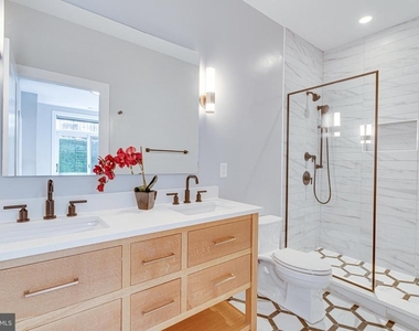 467 M Street Nw - Photo Thumbnail 24