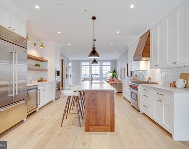 467 M Street Nw - Photo Thumbnail 6