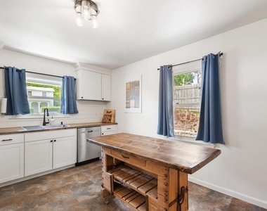 105 Hartmans Mill Rd - Photo Thumbnail 18