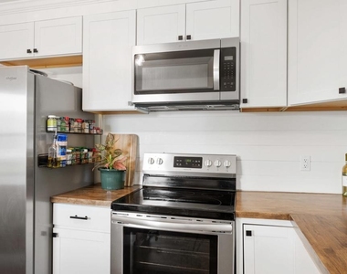 105 Hartmans Mill Rd - Photo Thumbnail 25
