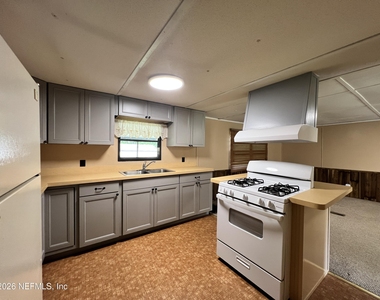 14250 Tiki Lane - Photo Thumbnail 9