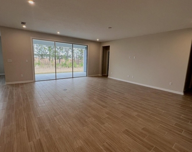 2876 Bella Terra Loop - Photo Thumbnail 9