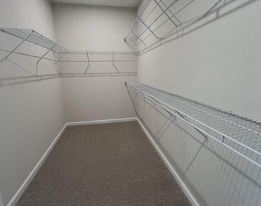 2876 Bella Terra Loop - Photo Thumbnail 8