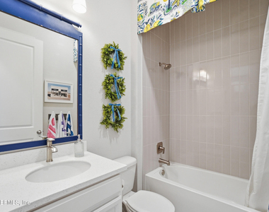 185 Park Center Avenue - Photo Thumbnail 21