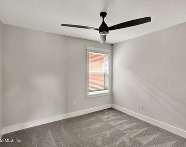 8859 Amalfi Court - Photo Thumbnail 24