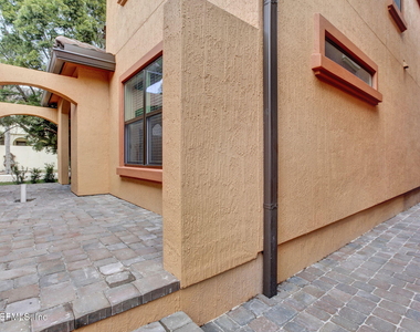 8859 Amalfi Court - Photo Thumbnail 42
