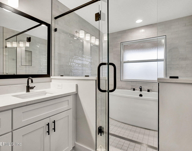 8859 Amalfi Court - Photo Thumbnail 30