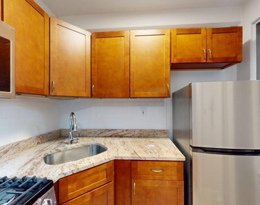 East 38th Street - Photo Thumbnail 1