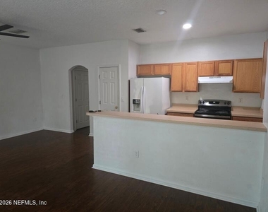5260 Collins Road - Photo Thumbnail 2