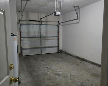 5260 Collins Road - Photo Thumbnail 14