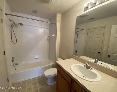 8550 Argyle Business Loop - Photo Thumbnail 9
