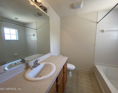 8550 Argyle Business Loop - Photo Thumbnail 15