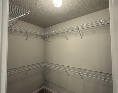 103 Granite City Avenue - Photo Thumbnail 10