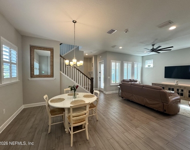 228 Dalton Circle - Photo Thumbnail 10
