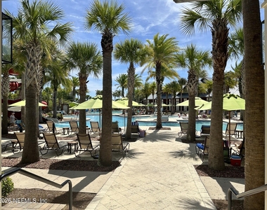 228 Dalton Circle - Photo Thumbnail 31