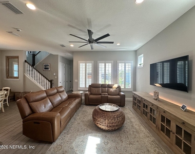 228 Dalton Circle - Photo Thumbnail 9