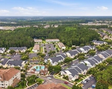 575 Oakleaf Plantation Parkway - Photo Thumbnail 16