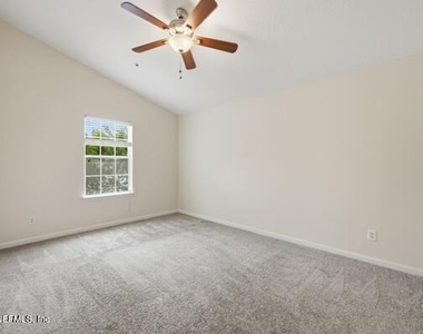 575 Oakleaf Plantation Parkway - Photo Thumbnail 9