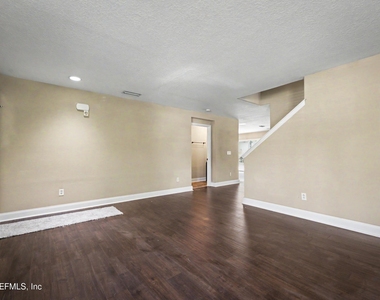 172 Crown Wheel Circle - Photo Thumbnail 11
