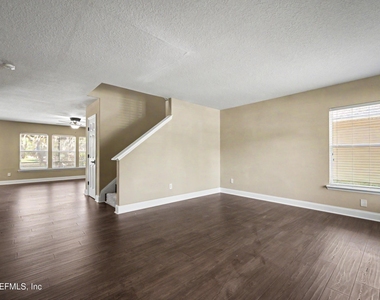 172 Crown Wheel Circle - Photo Thumbnail 8
