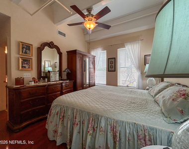 1661 Riverside Avenue - Photo Thumbnail 19