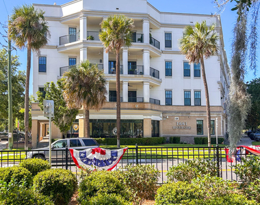 1661 Riverside Avenue - Photo Thumbnail 31