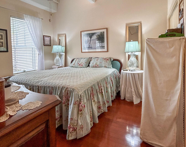 1661 Riverside Avenue - Photo Thumbnail 18