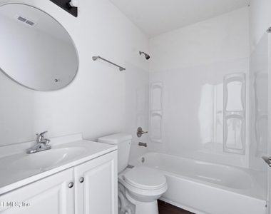 1715 Brackland Street - Photo Thumbnail 5