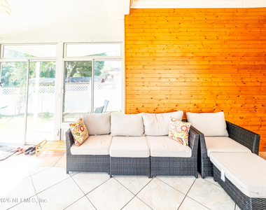 2704 Coachman Lakes Drive - Photo Thumbnail 20