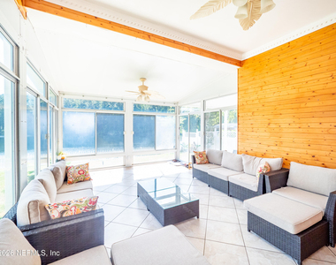 2704 Coachman Lakes Drive - Photo Thumbnail 21