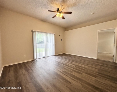 312 Turtle Dove Drive - Photo Thumbnail 9