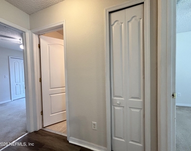 312 Turtle Dove Drive - Photo Thumbnail 16