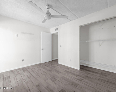 400 1st Street S - Photo Thumbnail 15