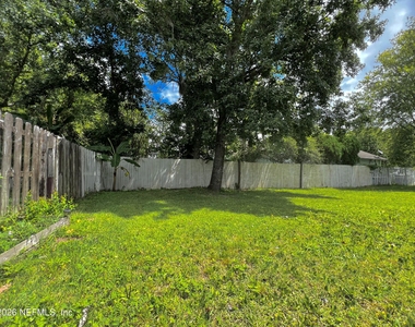 11395 S Aston Hall Drive - Photo Thumbnail 29