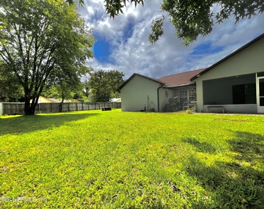 11395 S Aston Hall Drive - Photo Thumbnail 30